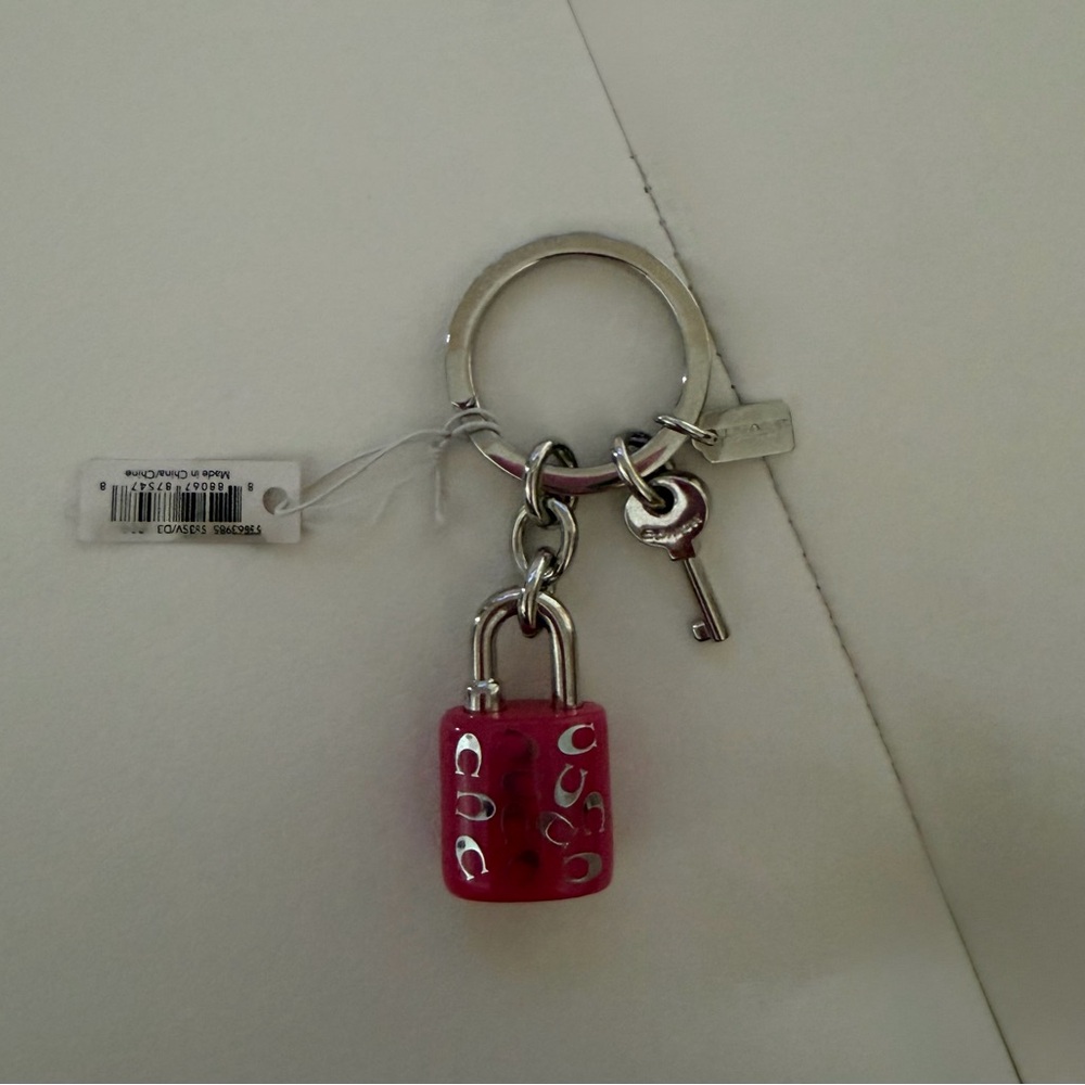NWOT. RARE, Vintage Coach Pink Padlock w/ Key Chain.